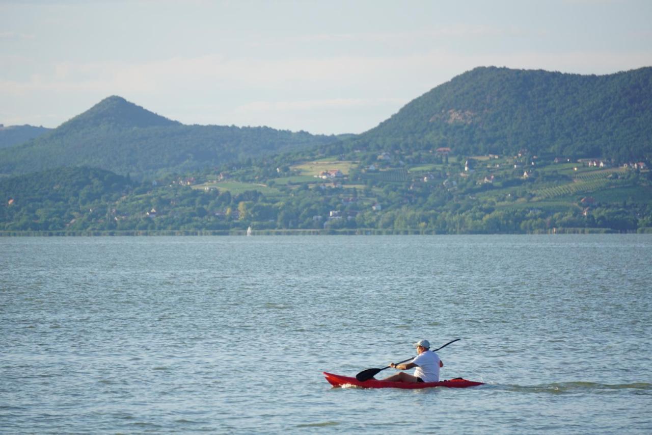 Ferienhaus Plattensee/Balaton Villa Szolad Eksteriør bilde